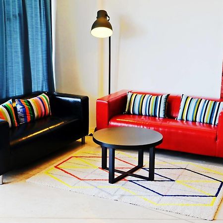 Roomies Suites Бату-Ферринги Экстерьер фото