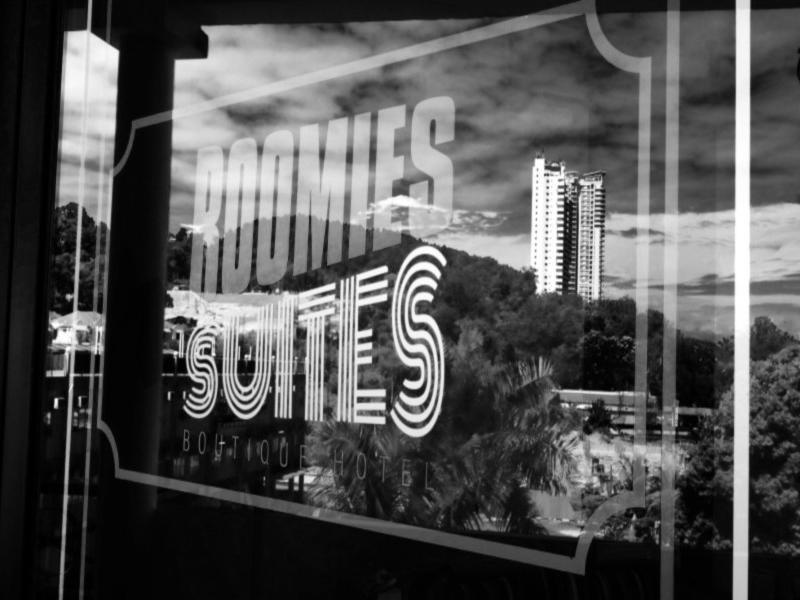 Roomies Suites Бату-Ферринги Экстерьер фото
