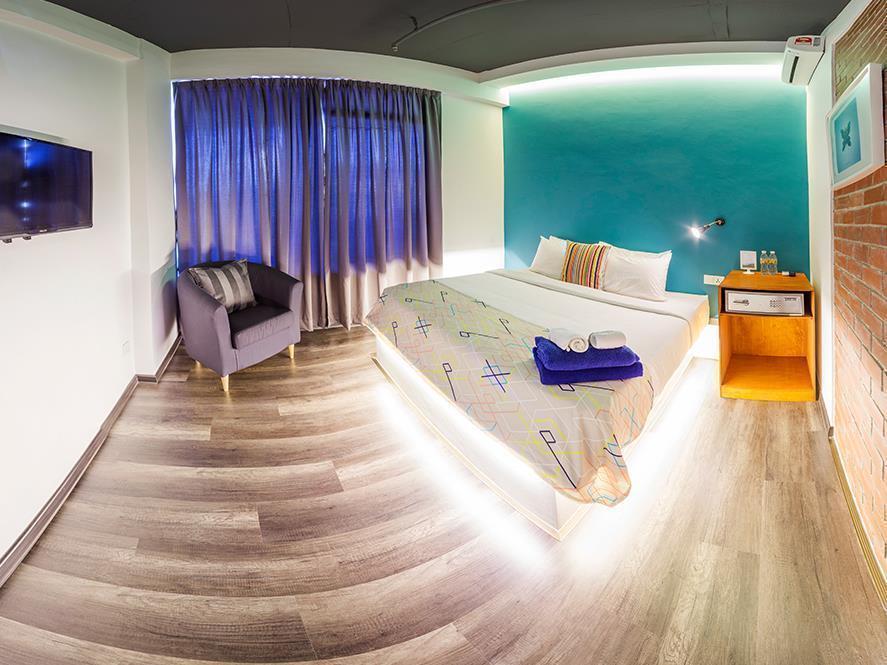 Roomies Suites Бату-Ферринги Экстерьер фото