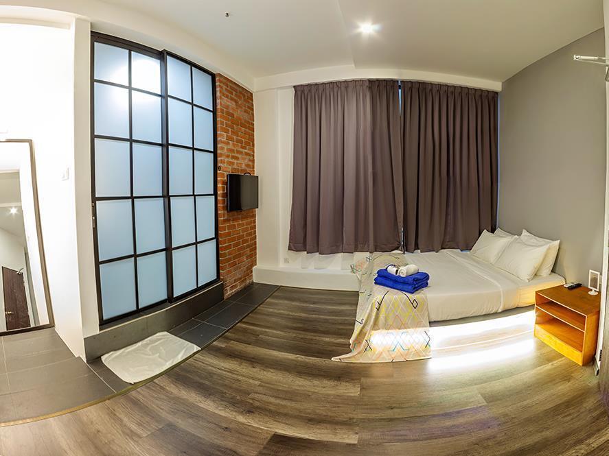 Roomies Suites Бату-Ферринги Экстерьер фото
